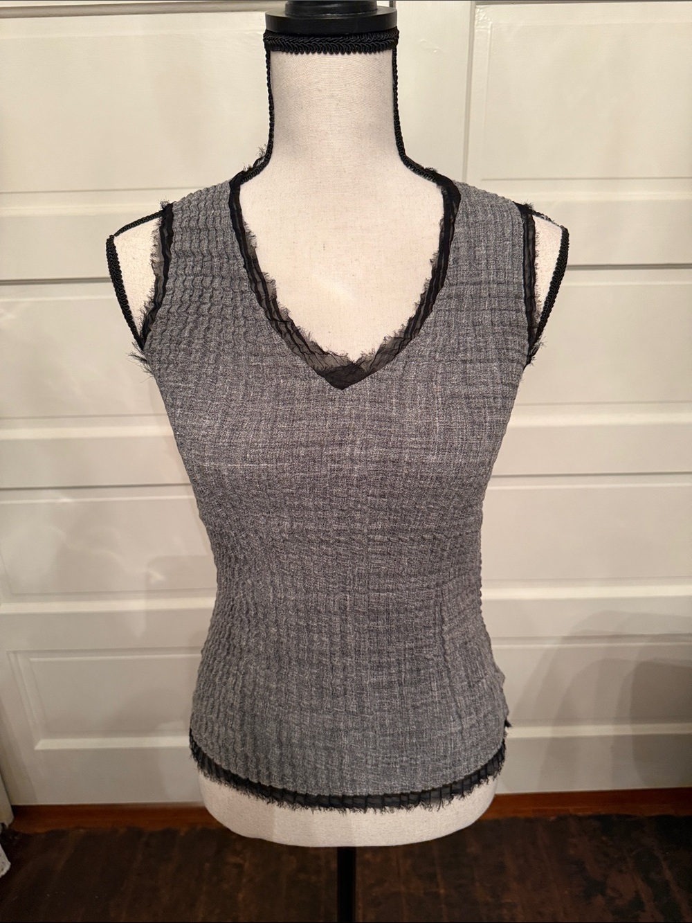 Whimsy Goth Crinkle Stretch Tank Gray Raw Chiffon Trim M/L poleci